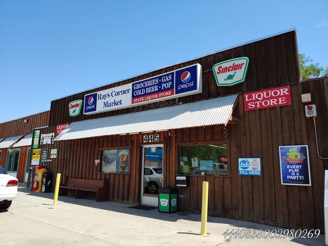 Ray's Corner Market and Bakery Location - Horseshoe Bend, ID